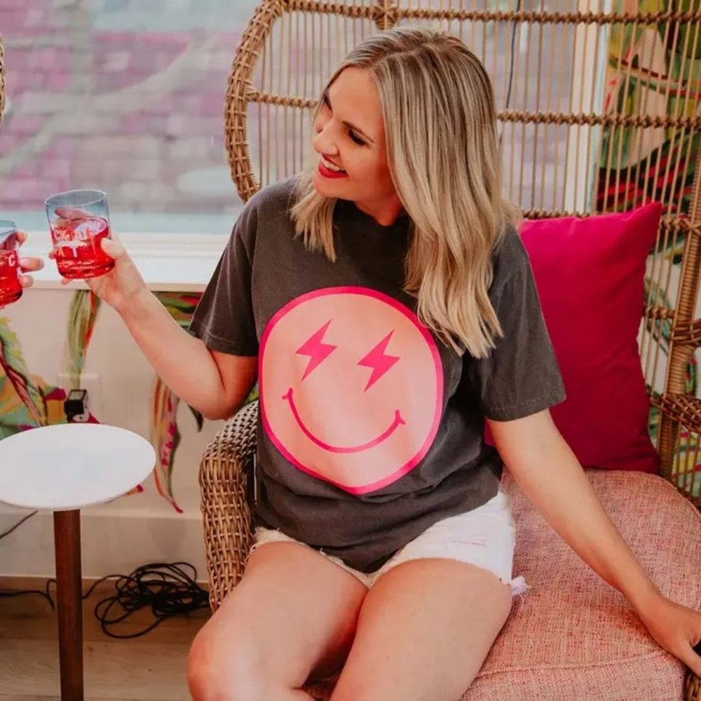 Lightning Happy Face S/S Graphic T-Shirt